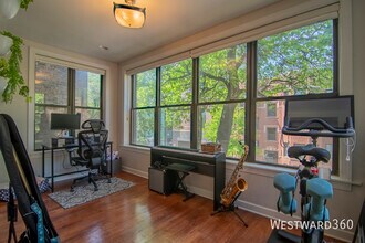 747 W Cornelia Ave in Chicago, IL - Building Photo - Building Photo
