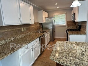 1156 St Louis Pl NE in Atlanta, GA - Building Photo - Building Photo