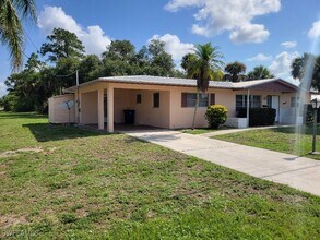 2215 E 6th St in Lehigh Acres, FL - Building Photo - Building Photo