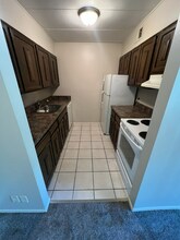 4401 S 27th St in Lincoln, NE - Building Photo - Building Photo