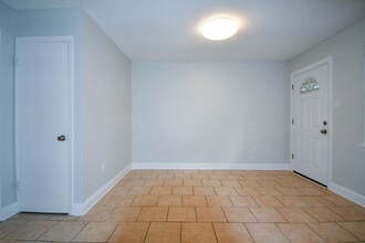 411 Braxton Ave in Wiggins, MS - Building Photo - Building Photo