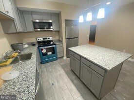 1800 Philadelphia Pike in Wilmington, DE - Building Photo
