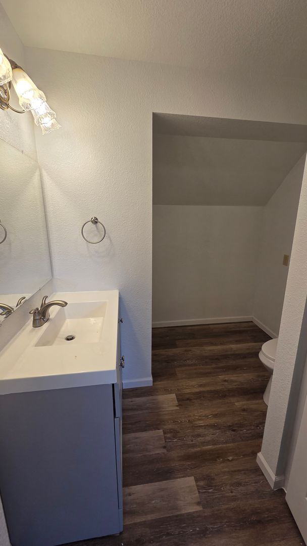 609 11th St NW in Austin, MN - Building Photo - Building Photo