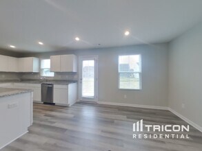 1082 Suffolk Ln in Cedar Hill, TX - Building Photo - Building Photo