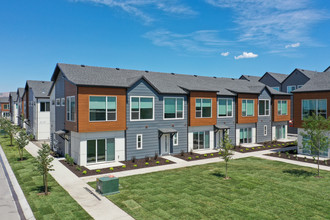 Hawthorne Townhomes in Salt Lake City, UT - Building Photo - Building Photo