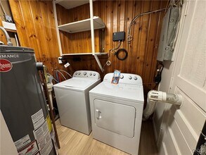 304 Birchwood Blvd in Baldwinsville, NY - Building Photo - Building Photo