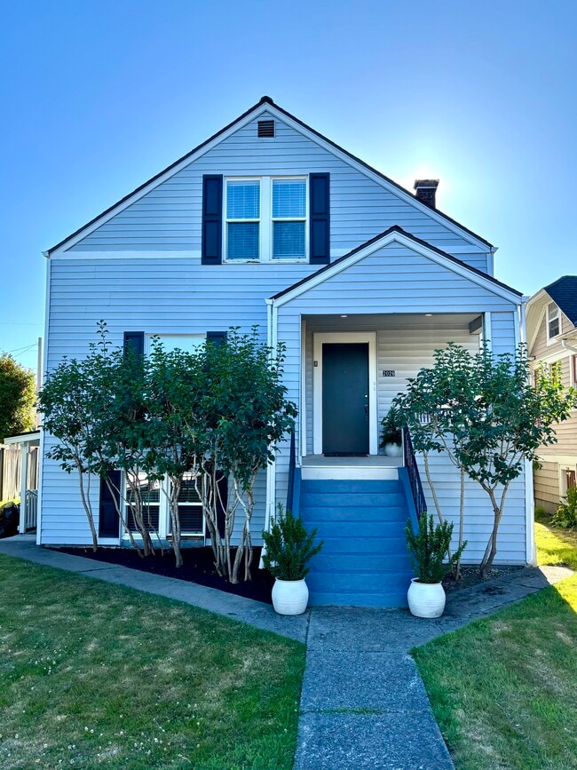 2026 Lombard Ave, Unit #2