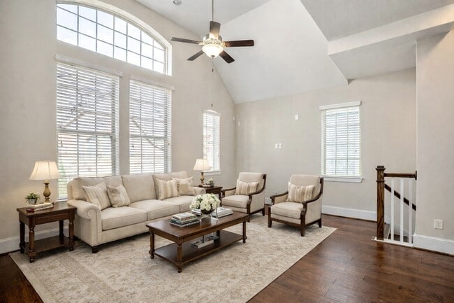 11005 Acorn Falls Dr in Houston, TX - Building Photo - Building Photo