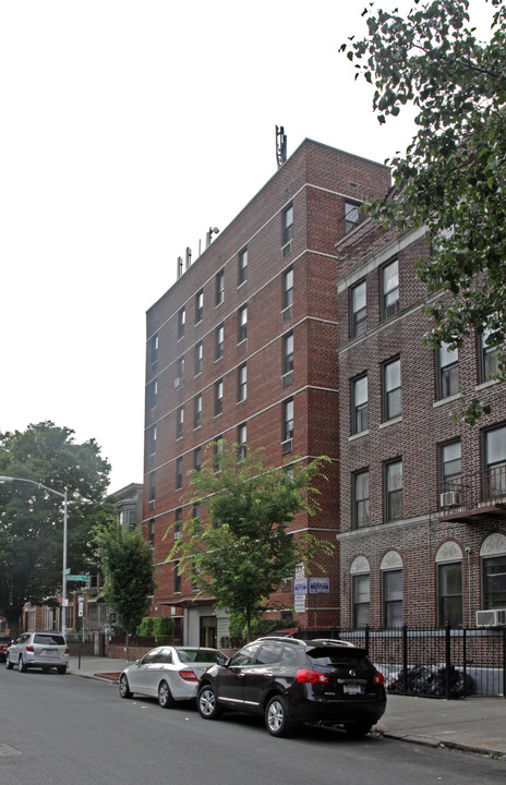 30 Martense St in Brooklyn, NY - Foto de edificio