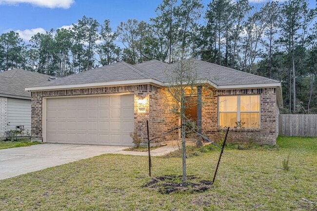 9921 Spg Crk Rd in Cleveland, TX - Building Photo - Building Photo