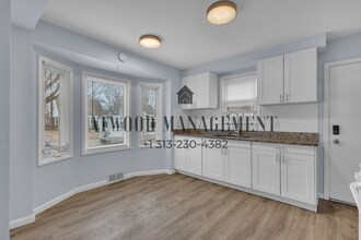 This beautifully updated 4-bedroom, 2-bath single-family home is ready for move-in!, Unit 05309 in Detroit, MI - Foto de edificio - Building Photo