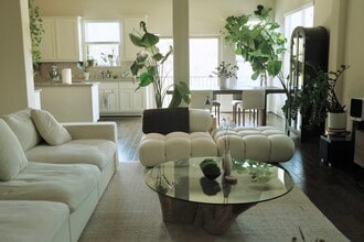 12230 Cottage Promenade Ct in Austin, TX - Foto de edificio - Building Photo