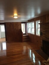25 Chickering Rd in Spencer, MA - Building Photo - Building Photo