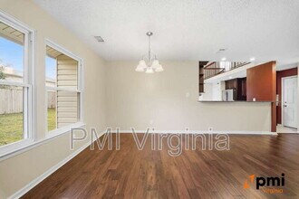 5413 Brookfield Dr in Virginia Beach, VA - Building Photo - Building Photo