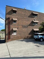1211 Highland Ave, Unit 302 in Knoxville, TN - Building Photo