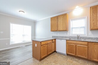 5330 Mercedes Dr in Cumming, GA - Building Photo - Building Photo