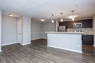 Decatur Flats in Decatur, GA - Building Photo - Interior Photo