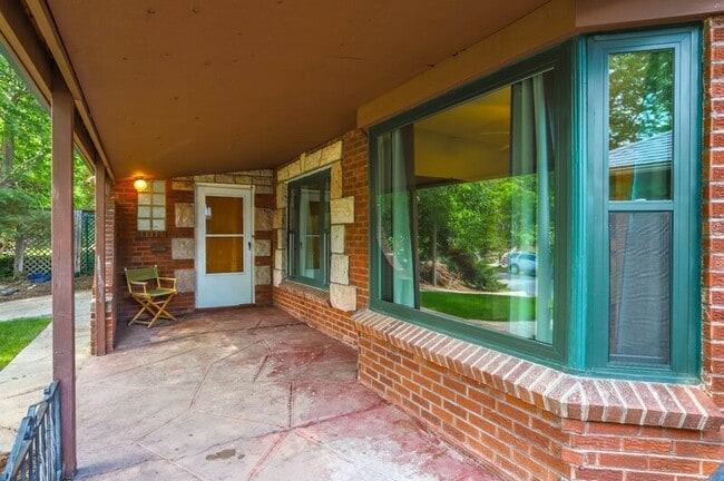 1254 Dahlia St in Denver, CO - Building Photo - Building Photo
