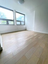 107 Columbia Heights, Unit 5G in Brooklyn, NY - Building Photo