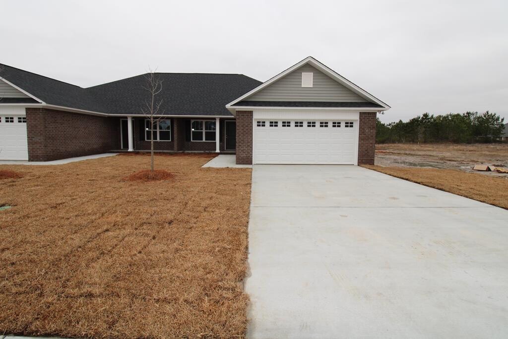 578 Brushwood Dr in Sumter, SC - Building Photo