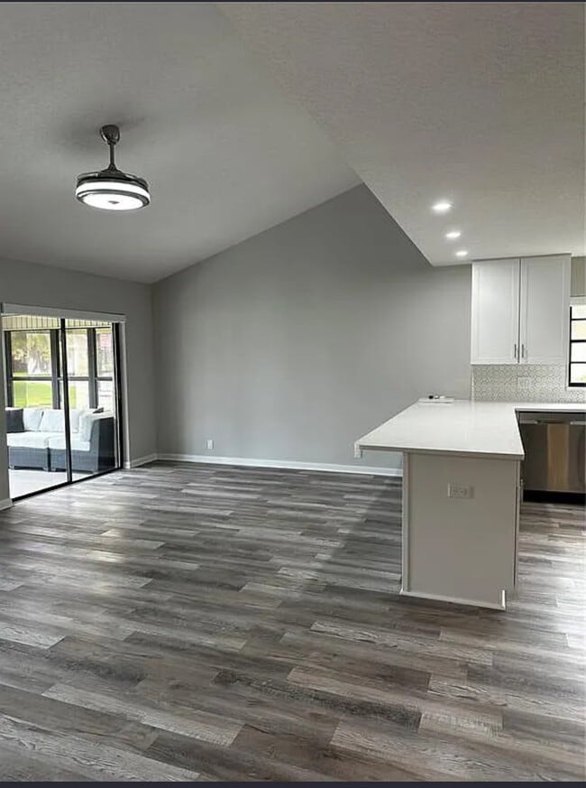 692 Augusta Rd in Winter Haven, FL - Building Photo - Building Photo