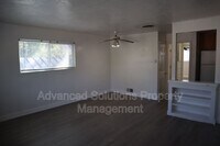 370 E Sherman Ave in Salt Lake City, UT - Building Photo - Building Photo