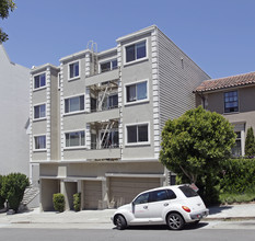 2266 Washington St in San Francisco, CA - Building Photo - Building Photo