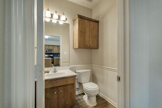2215 Dry Creek Dr in Round Rock, TX - Building Photo - Building Photo