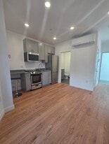 165 Hawthorne St in Chelsea, MA - Building Photo