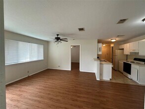 8703 Piney Point Dr in Austin, TX - Building Photo - Building Photo
