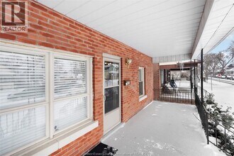 907 Gladstone Ave in Windsor, ON - Building Photo - Building Photo