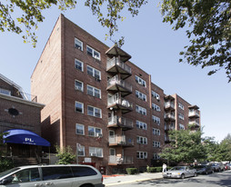 Jackson Towers in Jackson Heights, NY - Building Photo