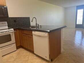 2771 Riverside Dr in Coral Springs, FL - Building Photo - Building Photo