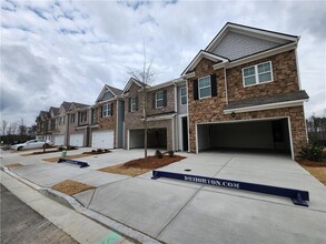 2644 Poppy Ct in Buford, GA - Foto de edificio - Building Photo