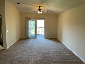 6584 Swissco Dr in Orlando, FL - Building Photo - Building Photo