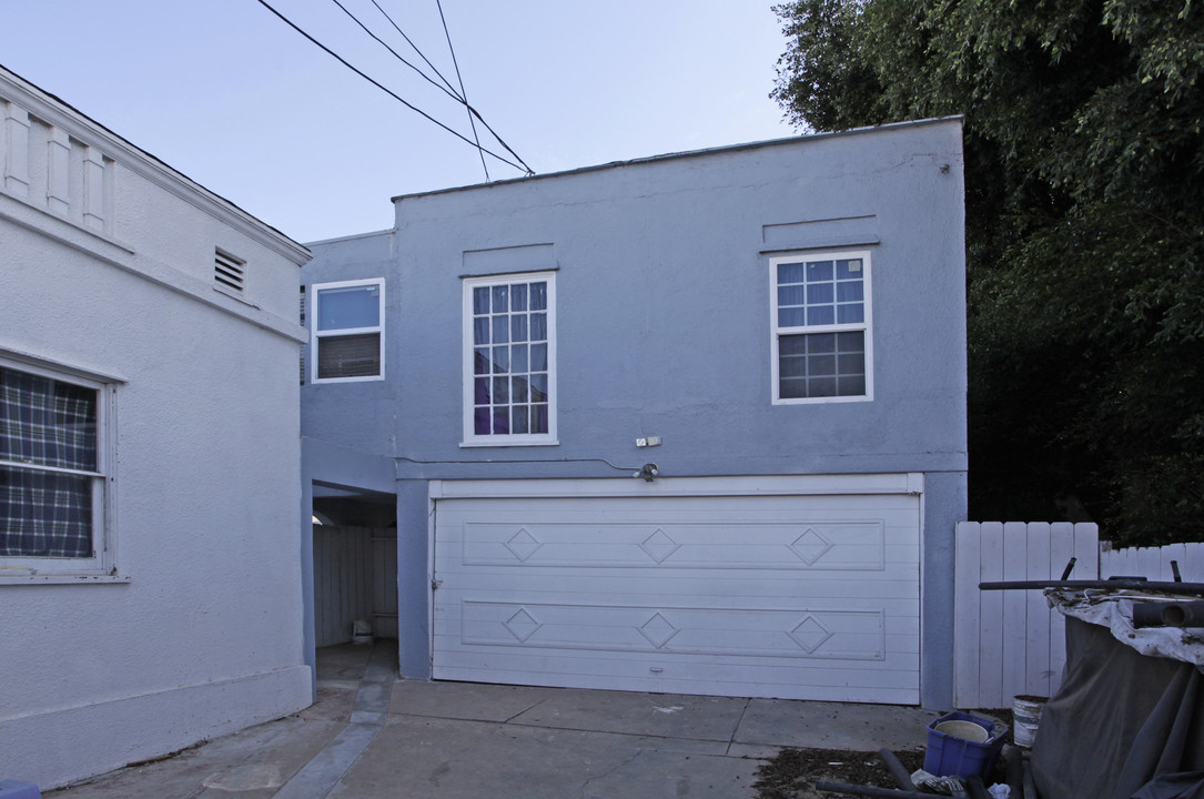 380 D St in Chula Vista, CA - Building Photo