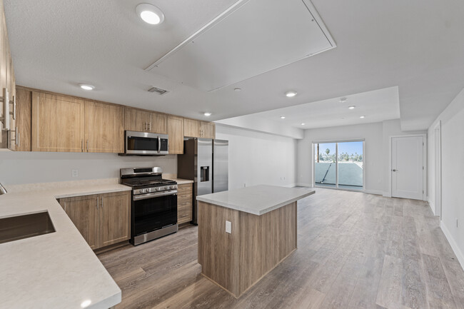 The Hobart Apartments in Los Angeles, CA - Foto de edificio - Interior Photo