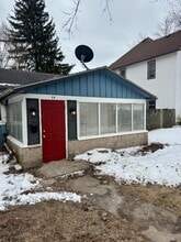 44 Warrington Ave in Danville, IL - Building Photo - Building Photo