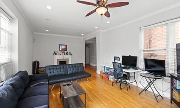 433 W Wellington Ave, Unit 2S in Chicago, IL - Building Photo - Building Photo