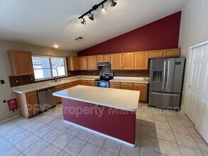 13444 W Paradise Ln in Surprise, AZ - Building Photo - Building Photo
