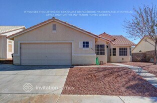923 Shadowfax Rd in Henderson, NV - Building Photo