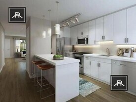 79 Village Way in Brookline, MA - Building Photo