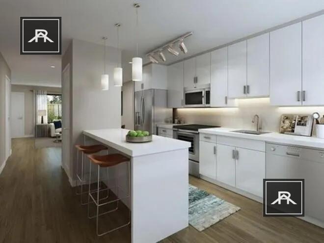 79 Village Way in Brookline, MA - Building Photo