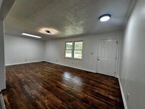 4093 Allison Ln in Springfield, TN - Building Photo - Building Photo
