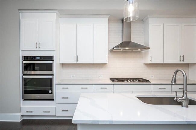 6655 Sterling Dr in Sandy Springs, GA - Building Photo - Building Photo