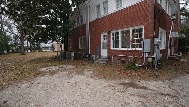 14 Tallman St in Jacksonville, NC - Building Photo - Building Photo