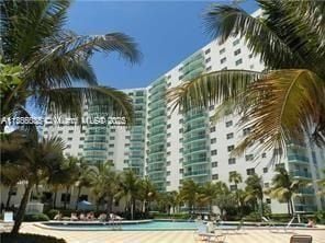 property at 3001 S Ocean Dr