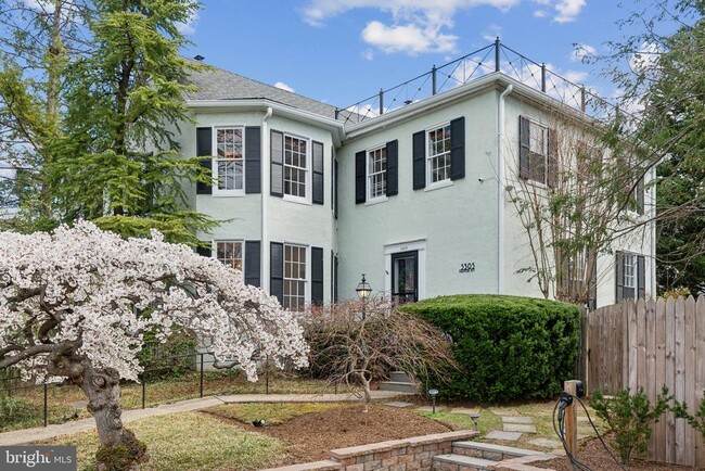 property at 5305 Saratoga Ave