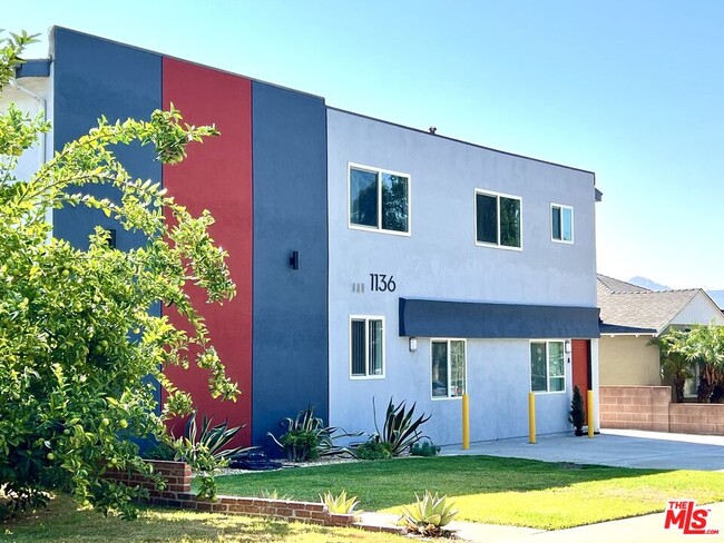 property at 1136 Spazier Ave