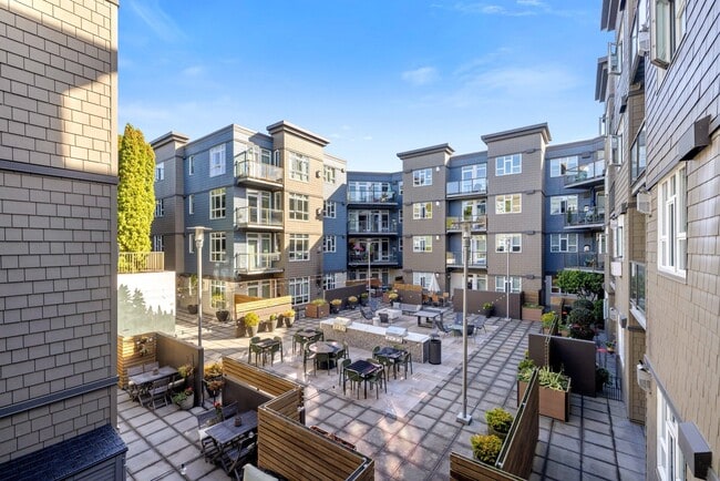 128 on State in Kirkland, WA - Building Photo - Building Photo